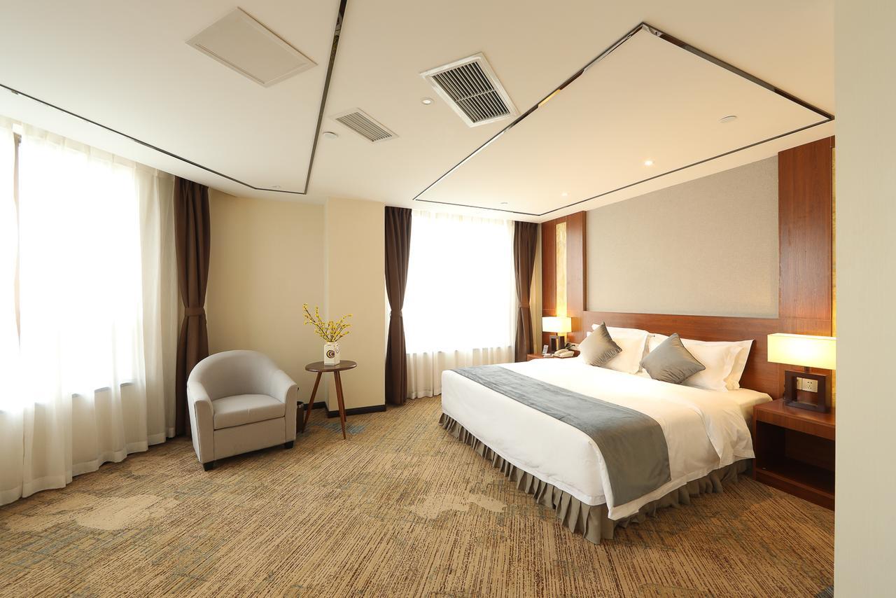 Zhi Hui Tang Feng Ze Hotel Chengdu Exterior foto