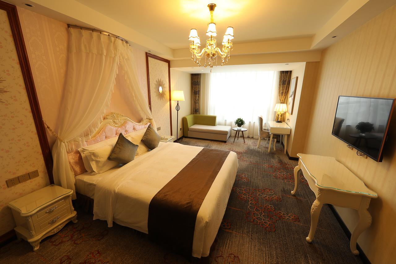 Zhi Hui Tang Feng Ze Hotel Chengdu Exterior foto