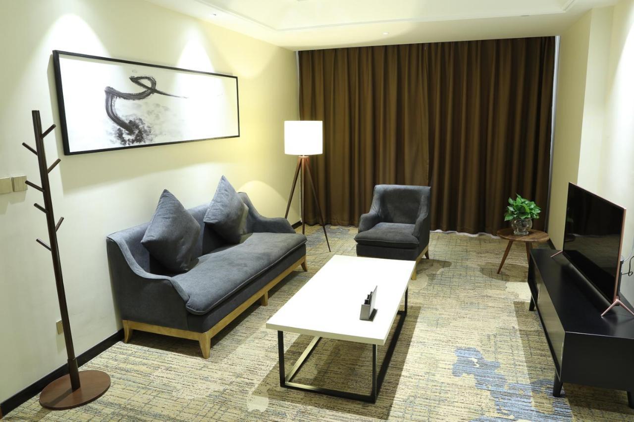Zhi Hui Tang Feng Ze Hotel Chengdu Exterior foto